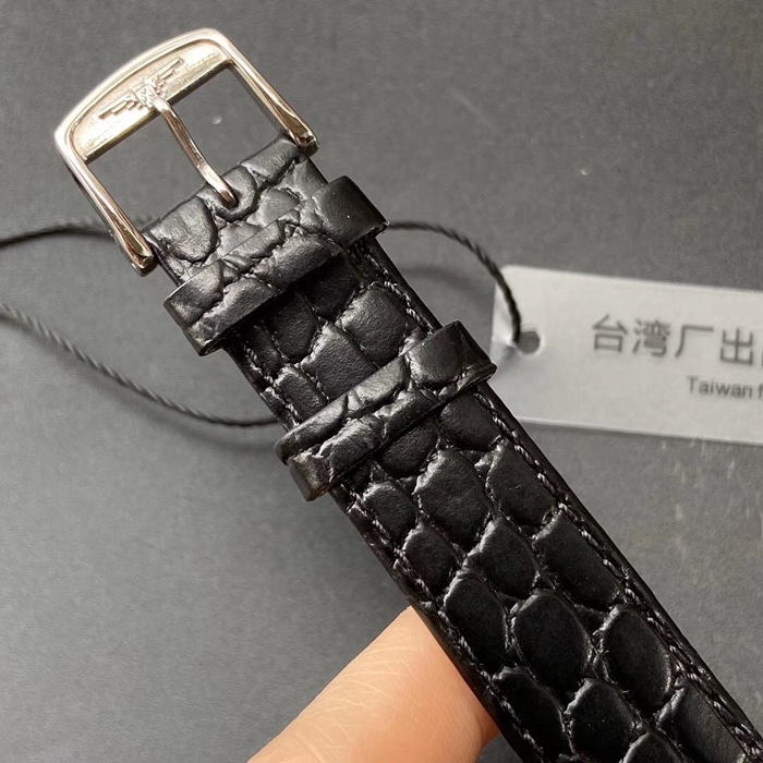 顶级复刻手表浪琴情侣表白盘蓝带优雅嘉岚系列石英皮带腕表表扣图