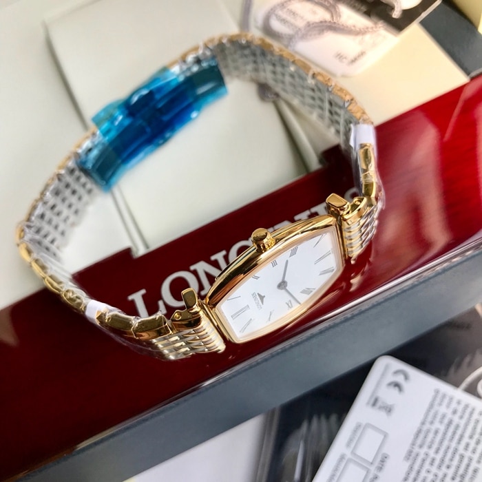 原单顶级复刻手表浪琴女款白盘间金带嘉岚系列时尚腕表侧面图