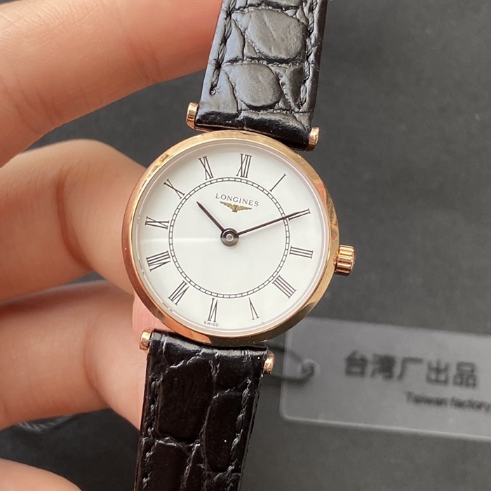 顶级复刻手表浪琴情侣对表白盘黑带嘉岚系列石英皮带腕表正面图