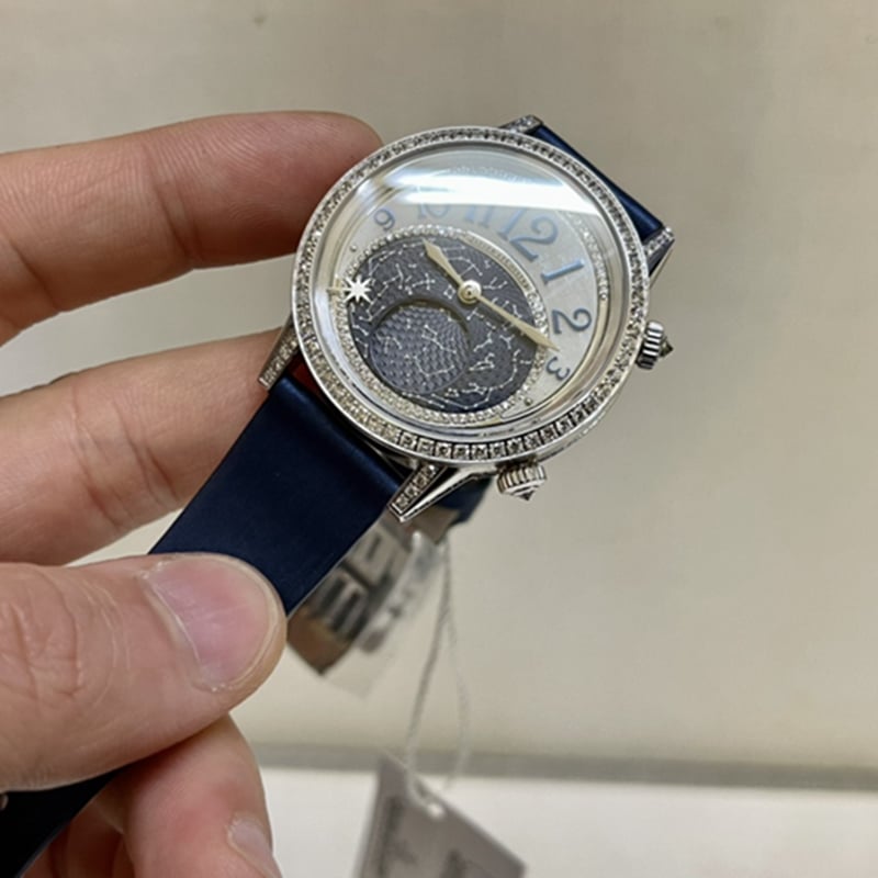顶级复刻手表积家约会系列 新款真金真钻皮带腕表正面图
