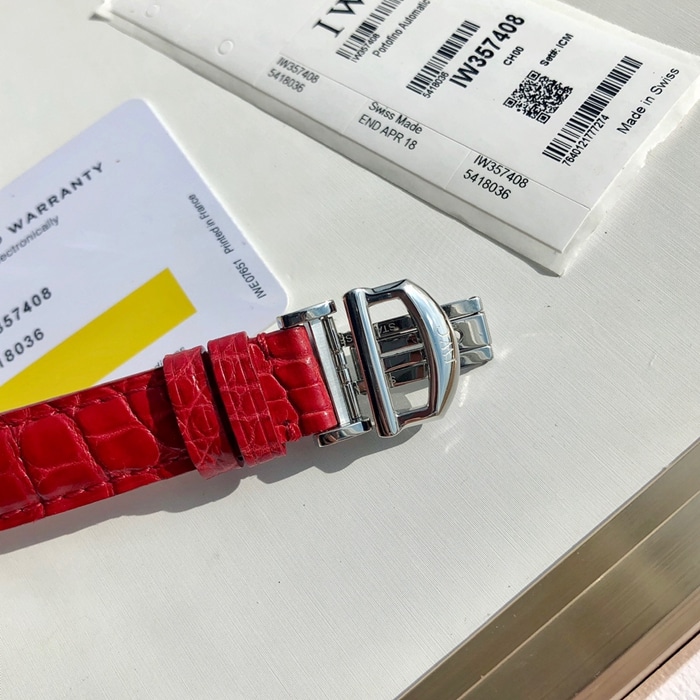 顶级复刻手表万国女款白盘柏涛菲诺机械皮带腕表表扣图