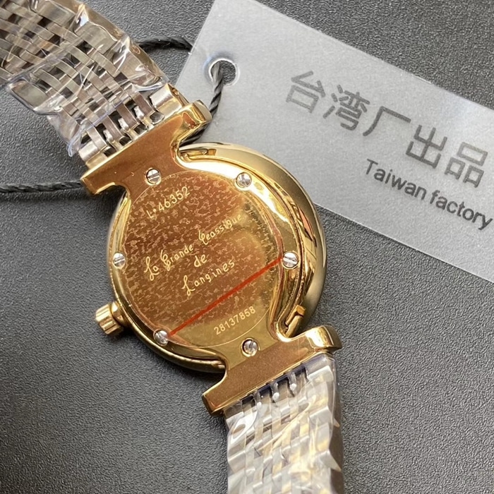 顶级复刻手表浪琴情侣对表白盘金带嘉岚系列石英腕表后盖图