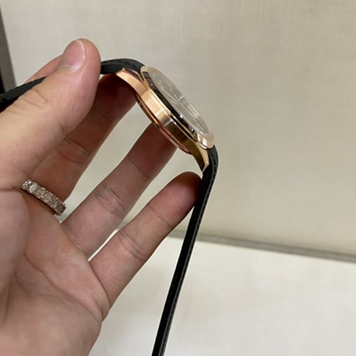 顶级复刻手表百达翡丽男款真金真钻腕表侧面图