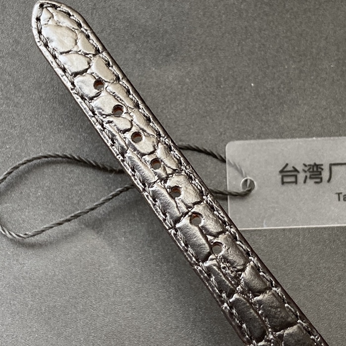 顶级复刻手表浪琴情侣对表白盘黑带嘉岚系列石英皮带腕表表带图