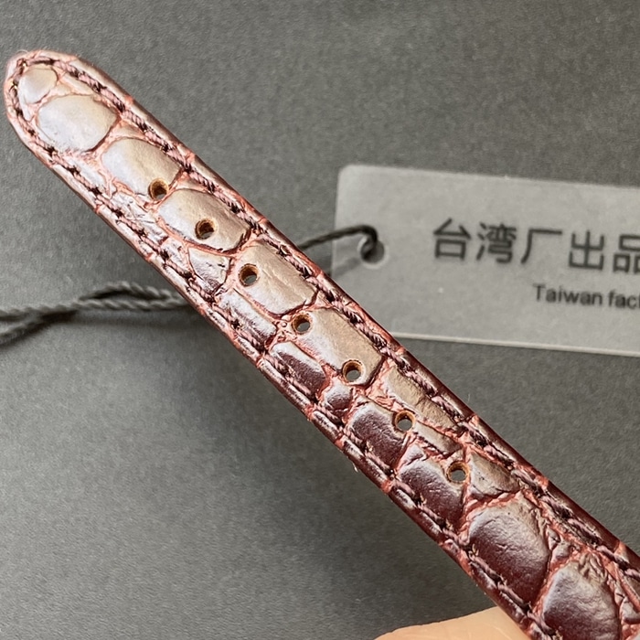 顶级复刻手表浪琴情侣对表白盘棕带嘉岚系列皮带石英腕表表带图