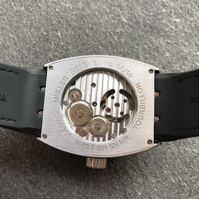 顶级复刻手表法兰克穆勒男款黑盘黑带V45 先锋系列陀飞轮机械皮带手表机芯图
