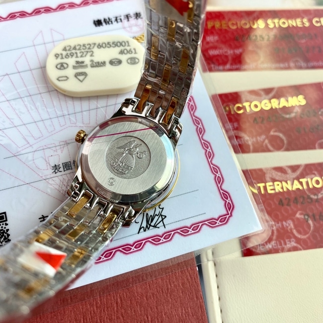 顶级复刻原单手表欧米茄女款白盘间金带真金真钻石英蝶飞典雅系列手表底盖图