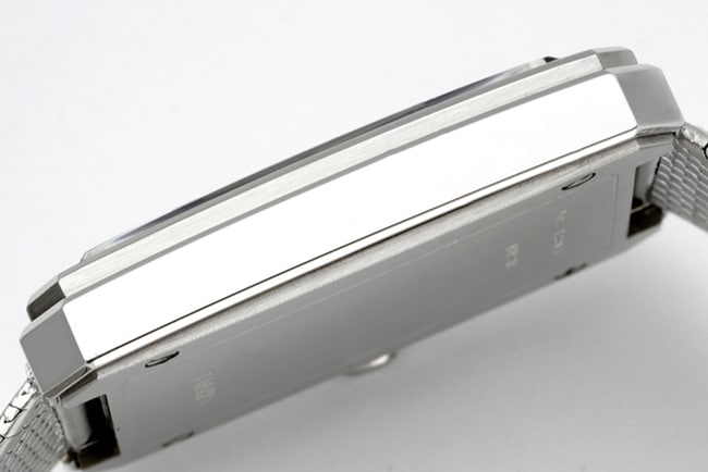 顶级复刻香奈儿女款白盘钢带BOY·FRIEND系列石英手表侧面图