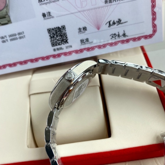 顶级复刻原单手表欧米茄女款粉盘钢带真金真钻石英海马系列手表侧面图