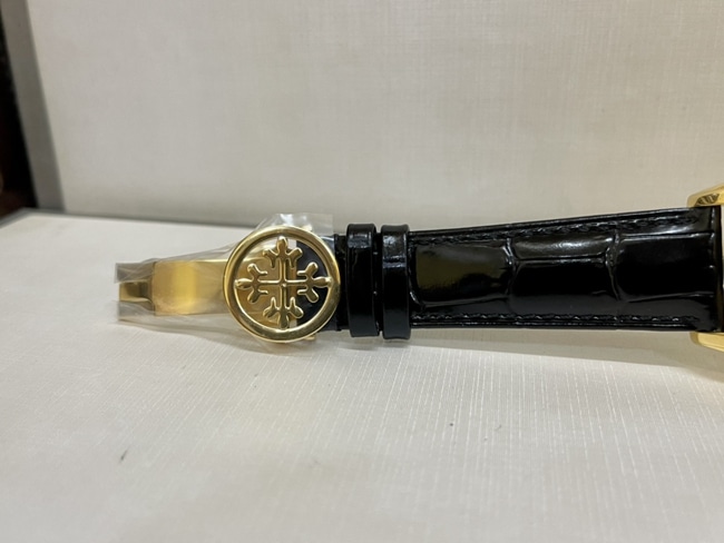 顶级复刻手表百达翡丽女款白盘黑带复杂计时功能系列皮带手表表扣图
