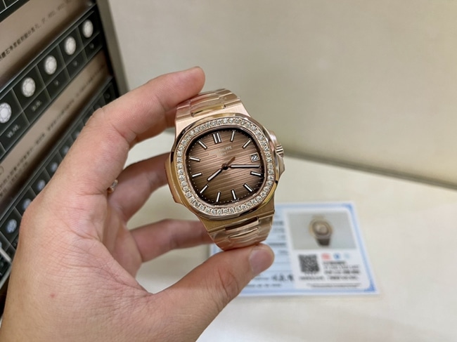 3K厂顶级复刻百达翡丽超a手表男款金盘金带18K玫瑰金南非真钻机械手表正面图