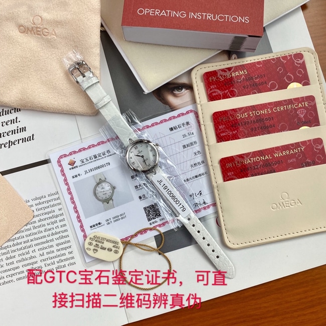 顶级复刻原单手表欧米茄女款白盘皮带真金真钻石英蝶飞系列石英手表正面图