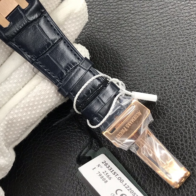 OM厂顶级复刻手表爱彼皇家 橡树男款蓝盘26331计时系列自动机械皮带腕表表扣图