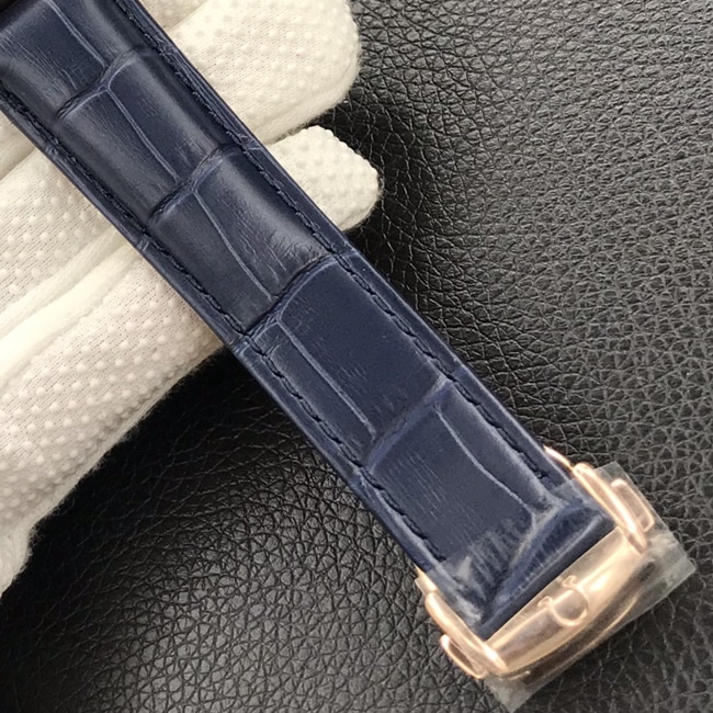 顶级复刻欧米茄男款蓝盘蓝带碟飞系列自动机械陀飞轮手表表扣图