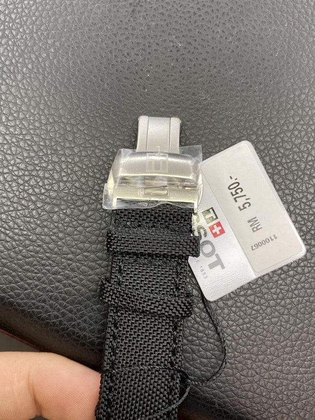 顶级复刻原单手表天梭男装黑盘尼龙带T120速驰自动机械手表表扣图