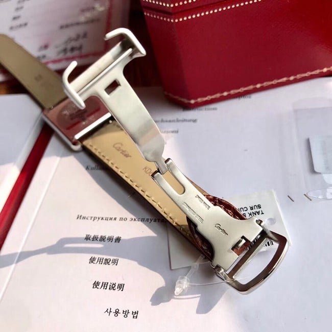 顶级复刻原单手表卡地亚女士坦克系列白盘棕带石英皮带手表表扣图