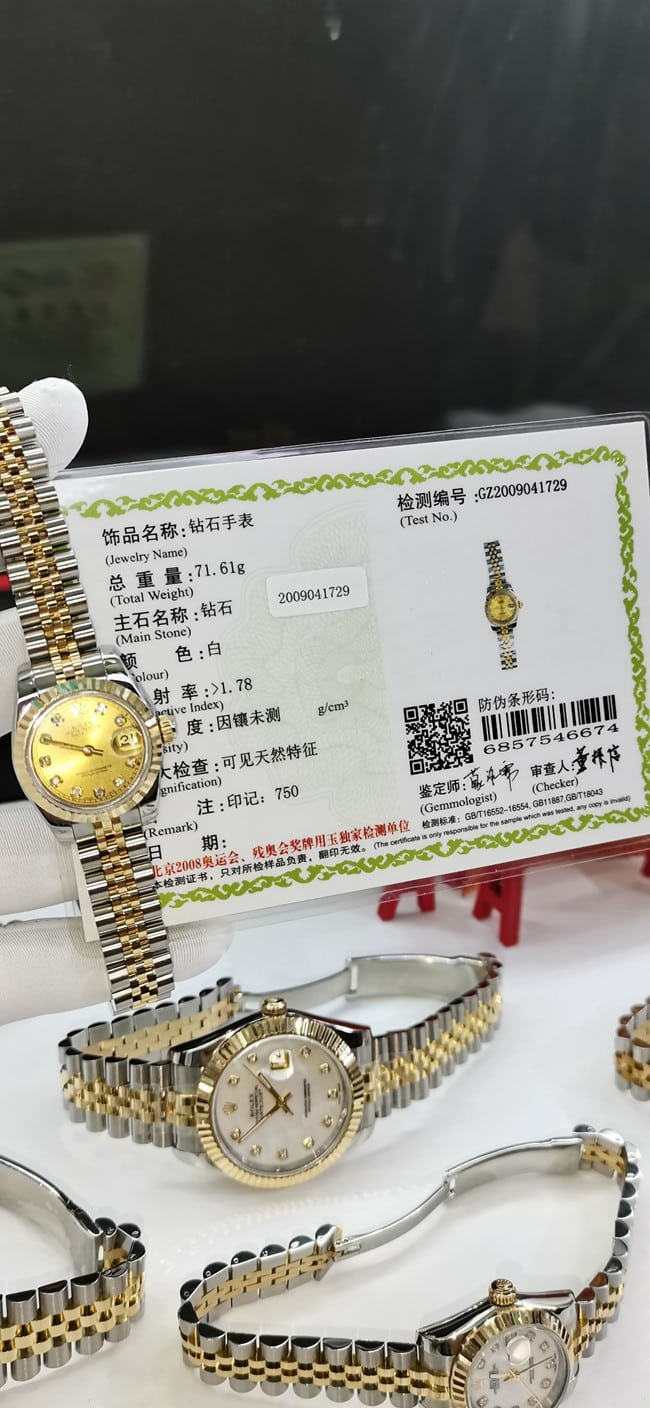 劳力士顶级复刻手表全自动机械真金真钻女士金盘金带日志型手表正面图