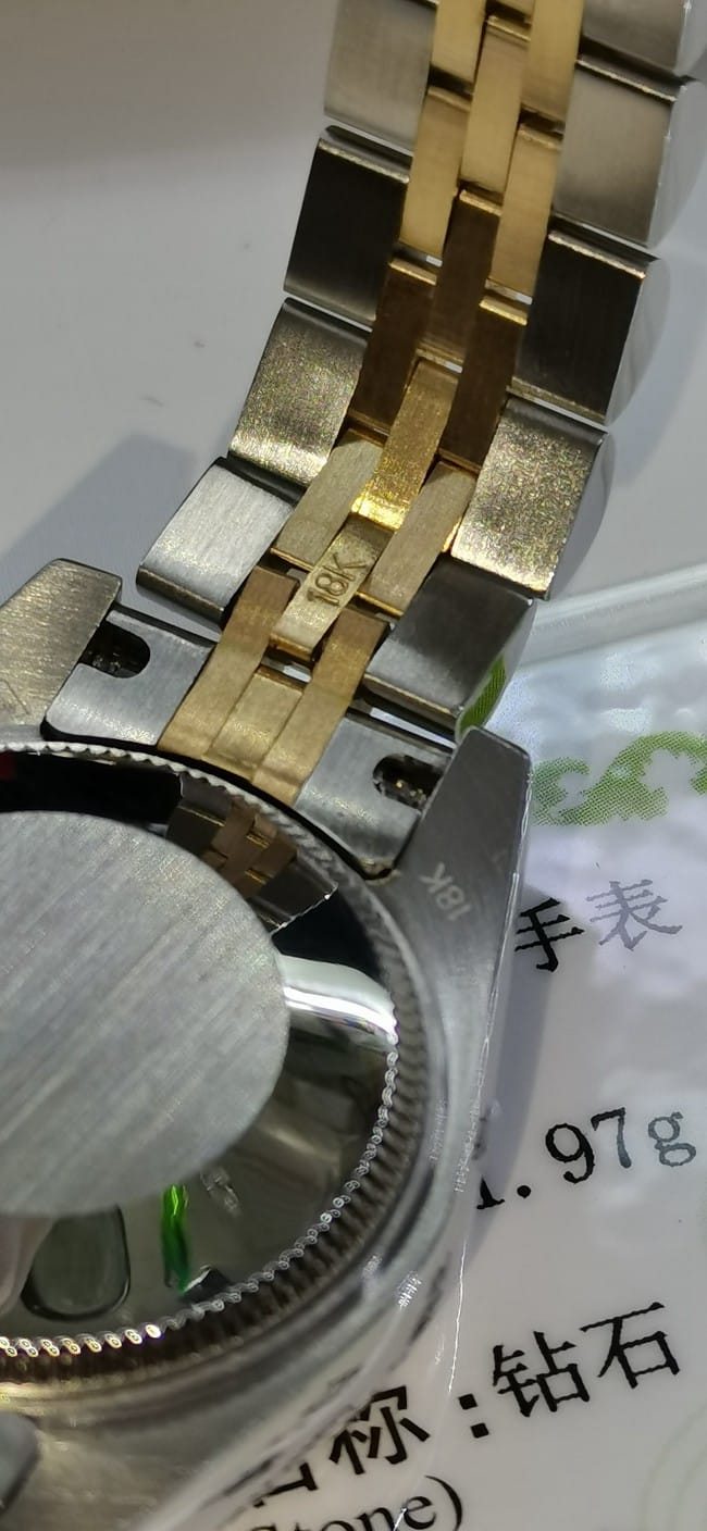 顶级复刻手表劳力士女士金盘间金带星期日志型真金真钻情侣手表细节图