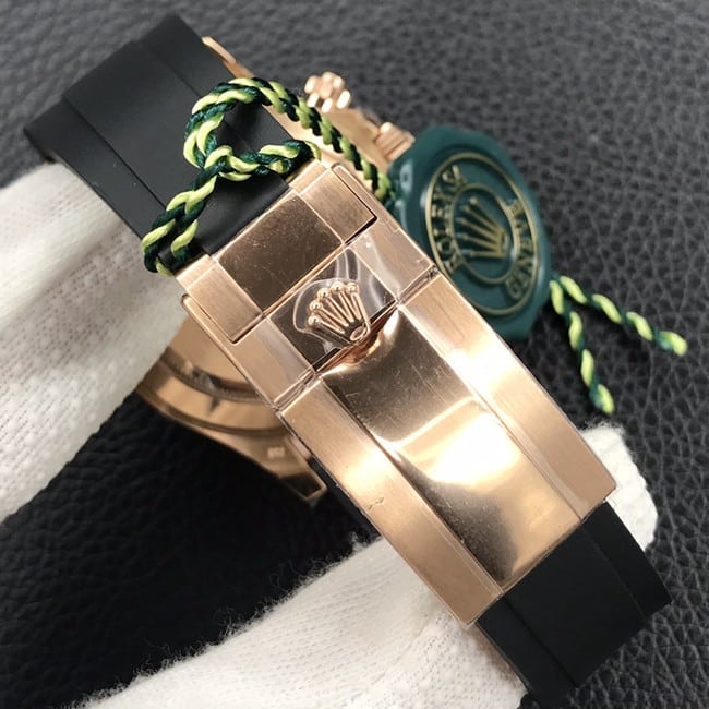 顶级复刻手表劳力士超薄真功能迪通拿最新款男士白盘橡胶带手表表扣图