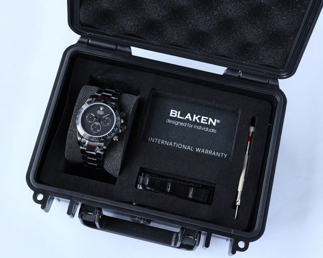 劳力士高仿最新BLAKEN碳黑迪全自动机械男款黑盘黑带手表正面图