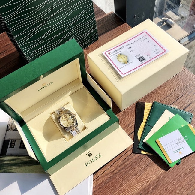 顶级复刻原单劳力士女士手表全自动机械女士金盘间金带日志型系列钢带正面图