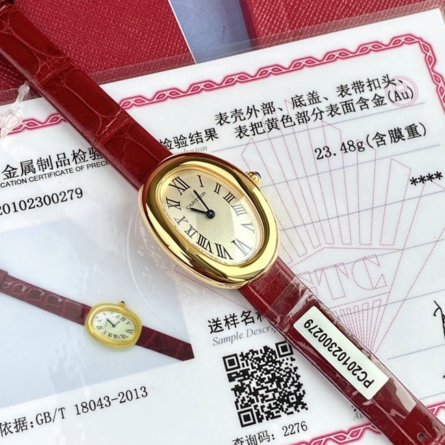 顶级复刻原单卡地亚浴缸系列石英女士白盘红带正面图