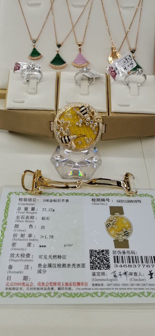 顶级卡地亚复刻手表女装金盘棕带创意宝石系列石英皮带表扣图