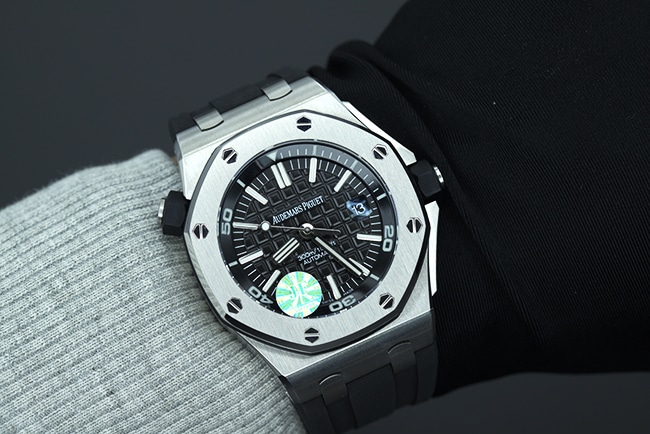 爱彼皇家橡树15710ST.OO.A002CA.01品质怎么样？JF厂顶级复刻实拍分析正面图