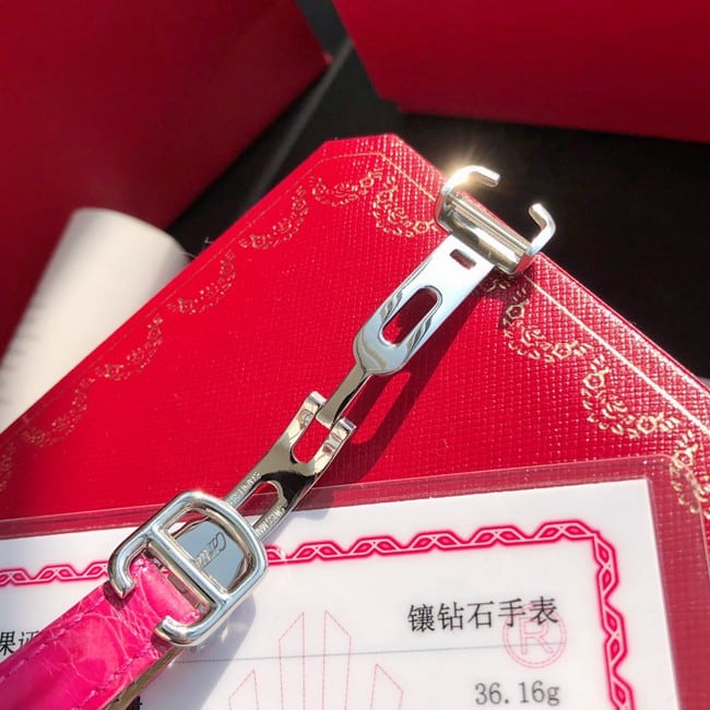 顶级真金真钻复刻卡地亚美国坦克系列红色皮带手表表扣图