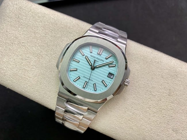 顶级百达翡丽联名Tiffany全球限量款鹦鹉螺复刻手表正面图