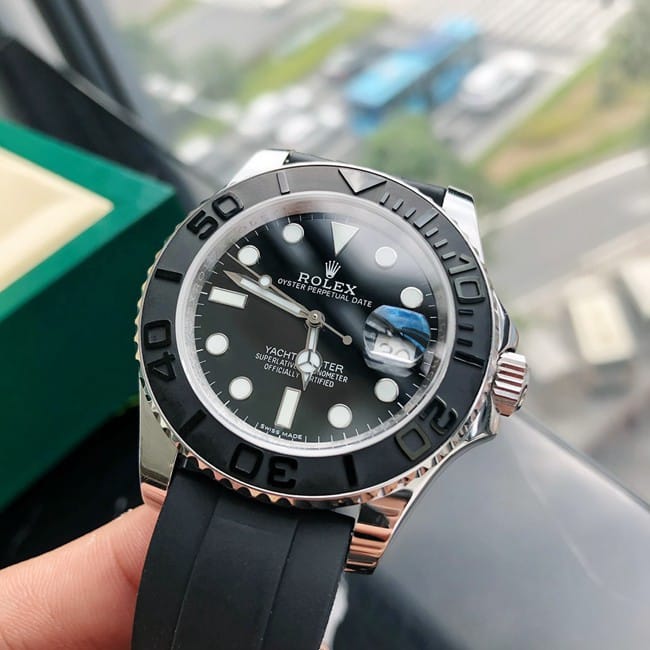 顶级真金复刻劳力士游艇系列40MM18k铂金款橡胶手表正面图