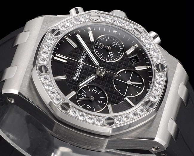 顶级复刻表爱彼Audemars Piguet 皇家橡树女款多功能计时黑盘机械腕表正面图