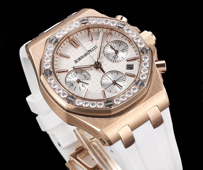 顶级复刻表爱彼Audemars Piguet 皇家橡树女款多功能计时白盘机械腕表正面图