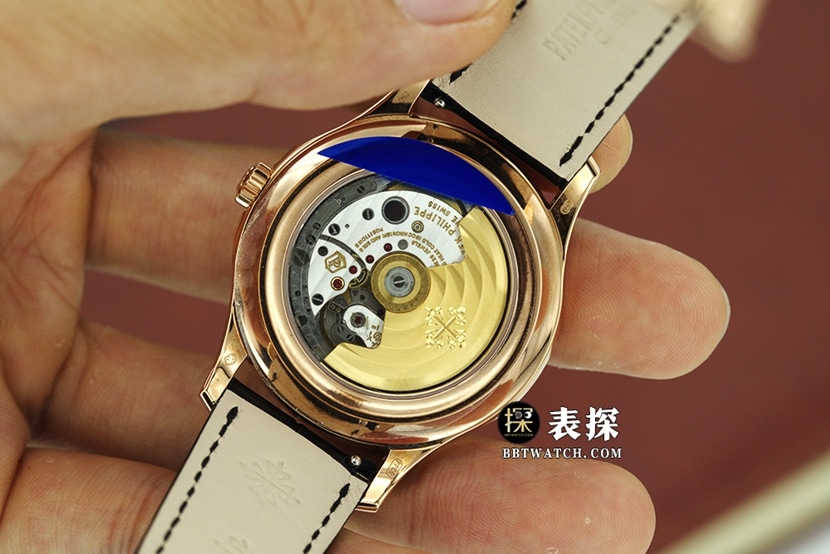 GR厂复杂功能百达翡丽1:1复刻手表橄榄绿盘玫瑰金皮带款5205R-011背面实拍图