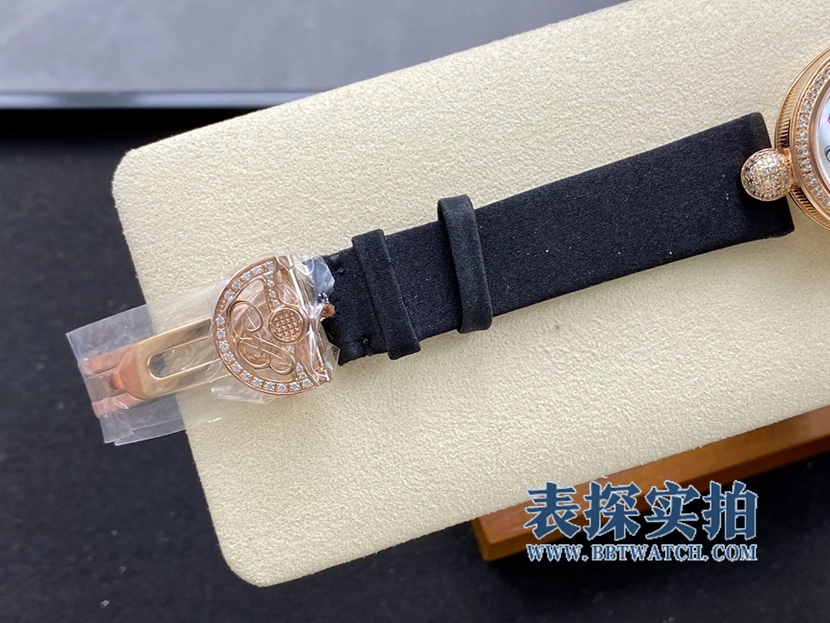 那不勒斯皇后宝玑1:1复刻手表天然贝母盘玫瑰金镶钻绢丝表带8928BR/5W/844 DD0D表扣图