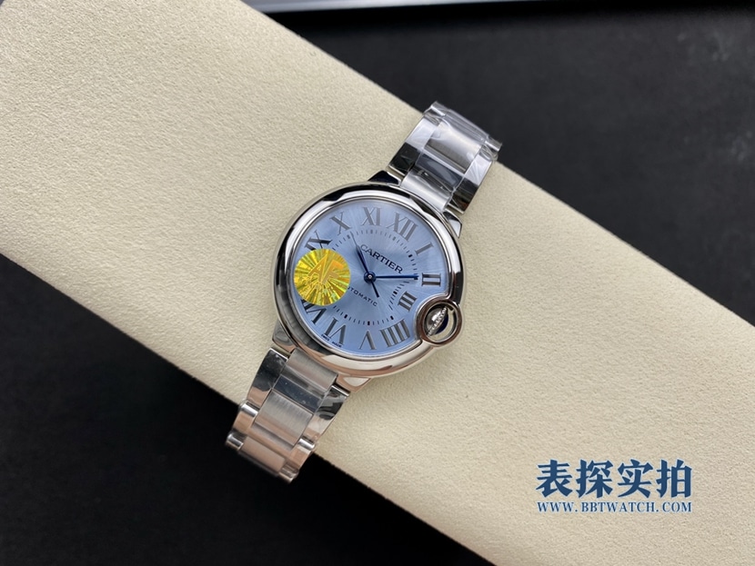 顶级复刻卡地亚33mm新色冰蓝气球机械款正面