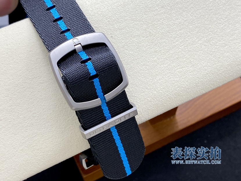 顶级复刻欧米茄钛海王典藏版上市表扣