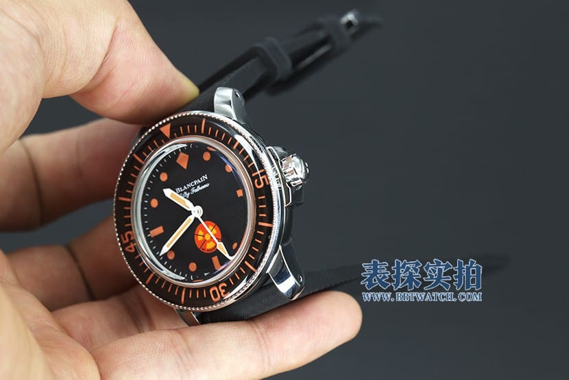 宝珀复刻表GS五十噚无辐射梭子鱼整体
