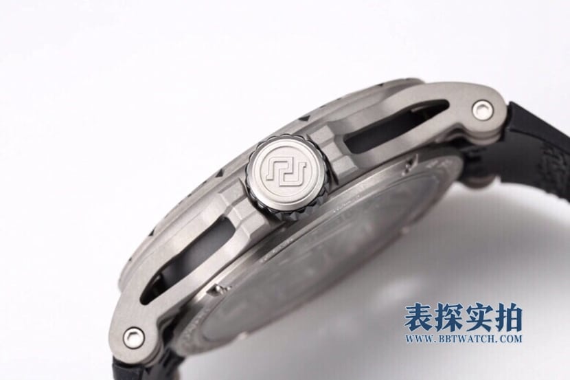 BBR王者罗杰杜彼1:1复刻手表钛钢镂空橡胶款RDDBEX0479侧面图
