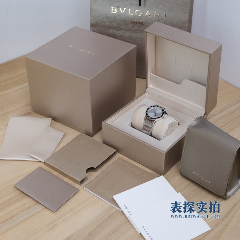 大厂精仿Bv宝格丽女士银色钻石英腕表多少钱