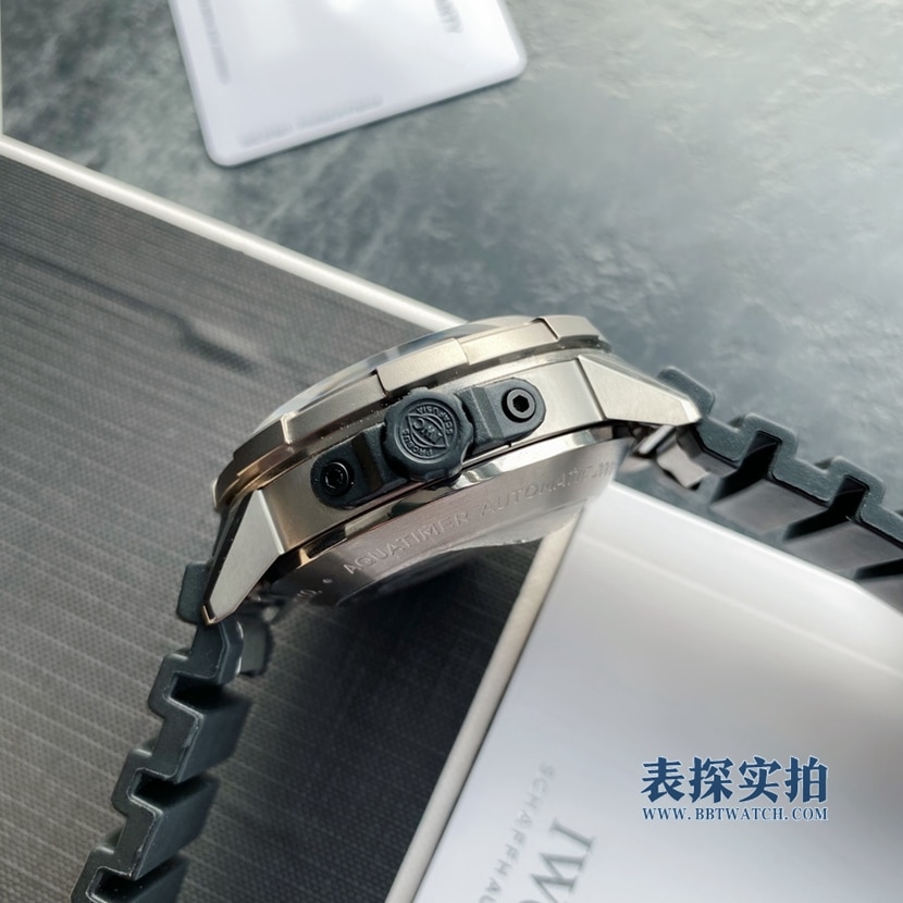 顶级复刻万国海洋时计系列2000自动腕表侧面