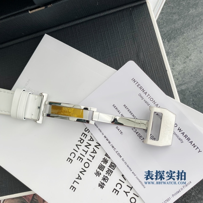 顶级高仿万国飞行员系列海军空战部队计时腕表多少钱