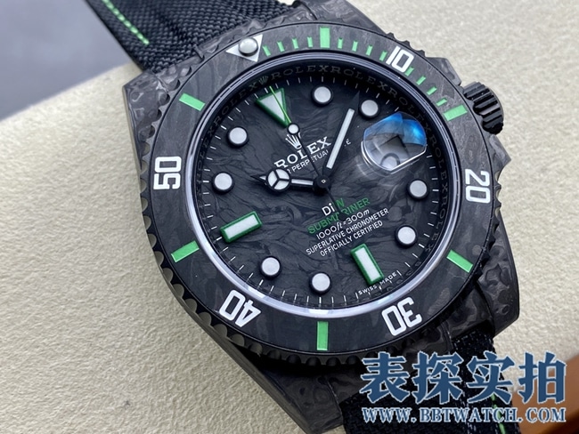 VS劳力士顶级高仿碳纤维水鬼系列腕表 _多少钱_图片_做工怎么样正面
