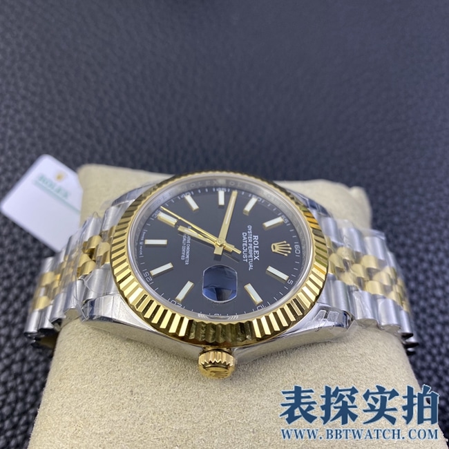 VS劳力士日志型黑盘大厂精仿腕表_价位_款式图片_质量如何侧面