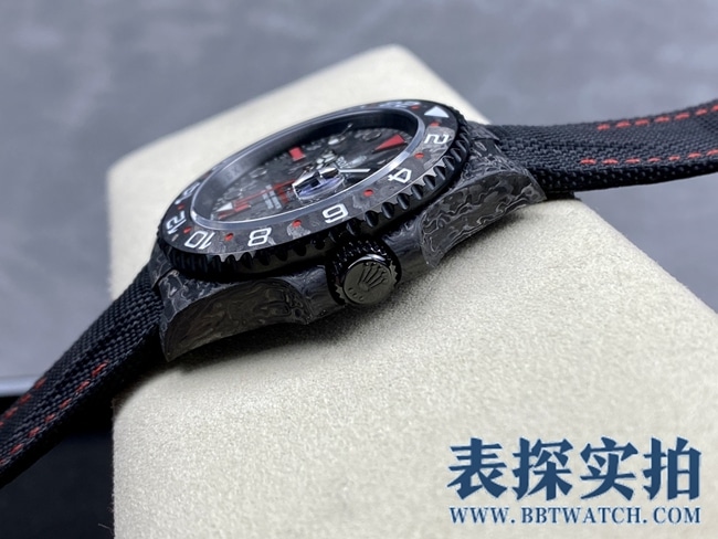 VS劳力士格林尼治大厂精仿碳纤维表_价位_款式图片_质量如何侧面
