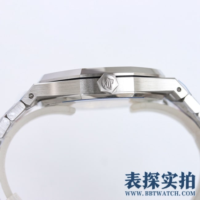 OR厂爱彼皇家橡树大厂精仿Ap15400st腕表_价位_款式图片_质量如何侧面