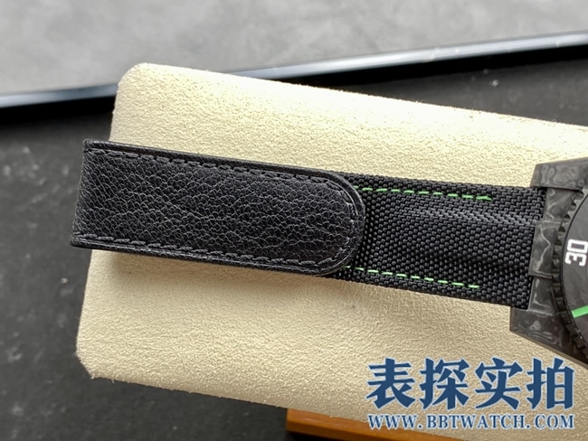 VS劳力士顶级高仿碳纤维水鬼系列腕表 _多少钱_图片_做工怎么样表带