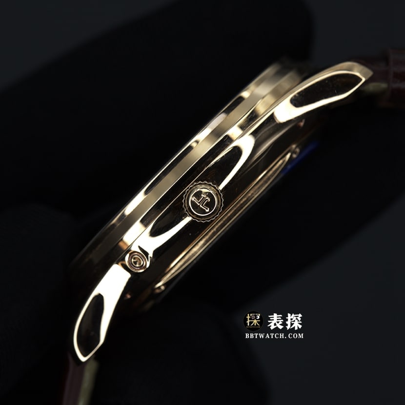 GF厂积家月相大师Q1368420顶级复刻手表男士白盘金针皮带款图片及价格侧面实拍图