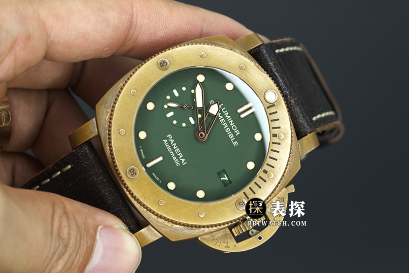 VS厂沛纳海特别版PAM00382一比一顶级复刻手表男士绿盘皮带款图片及价格正面实拍图