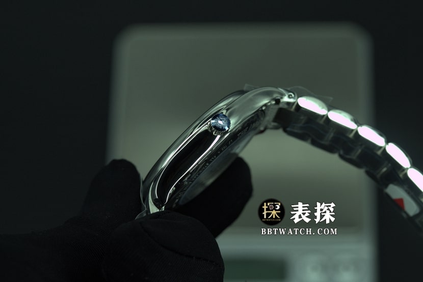 KL厂浪琴名匠顶级一比一精仿手表图片及价格白盘蓝针钢带款侧面实拍图